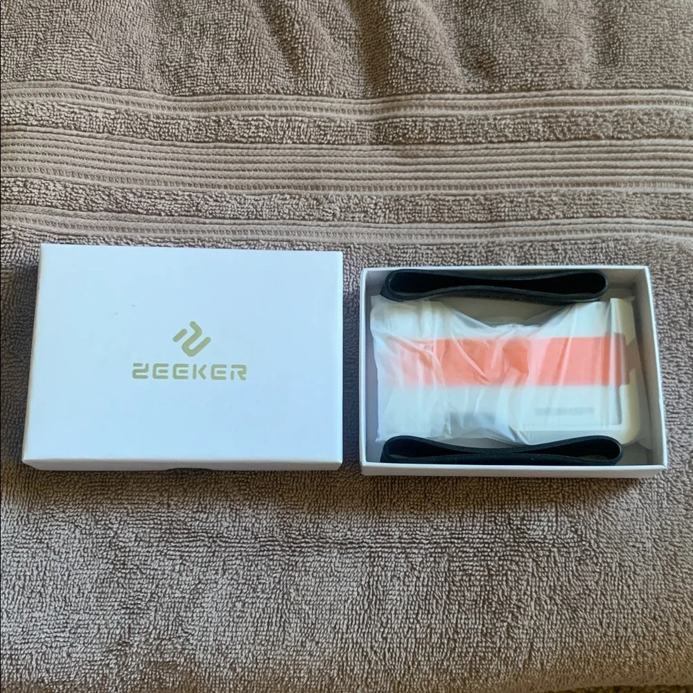 Zeeker Minimalist RFID Blocking Metal Wallet with Cash Strap Gray/Orange/Black